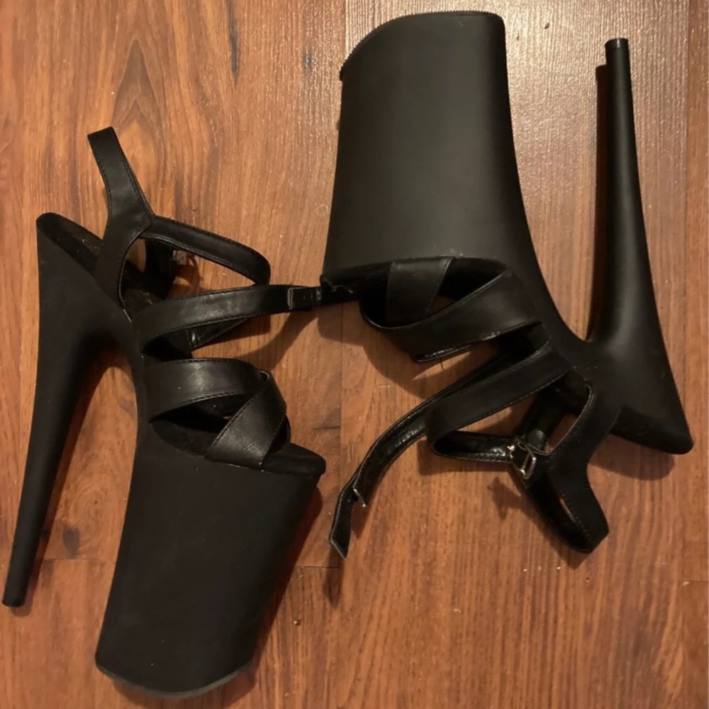 SOLD—Pleaser Infinity 997 heels